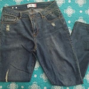Cabi jeans size 10 Skinny and curvy
